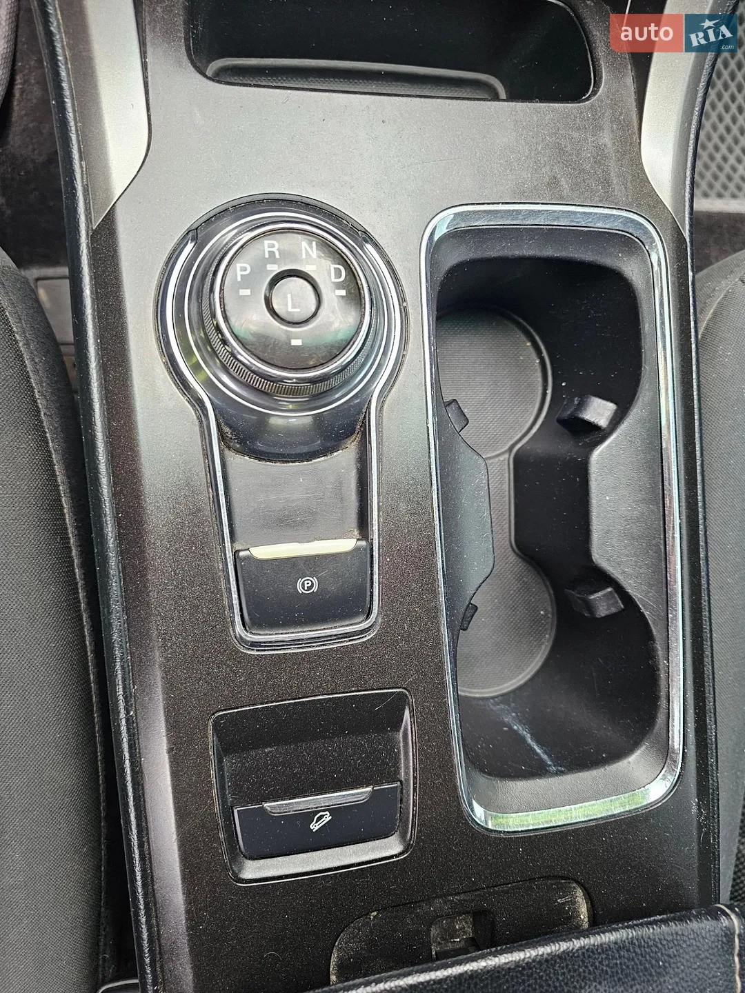 2017 Ford Fusion - мініатюра 28