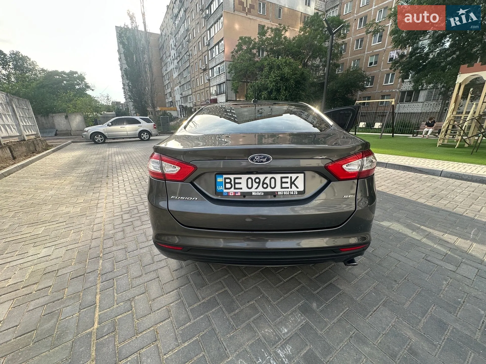 2016 Ford Fusion - мініатюра 3