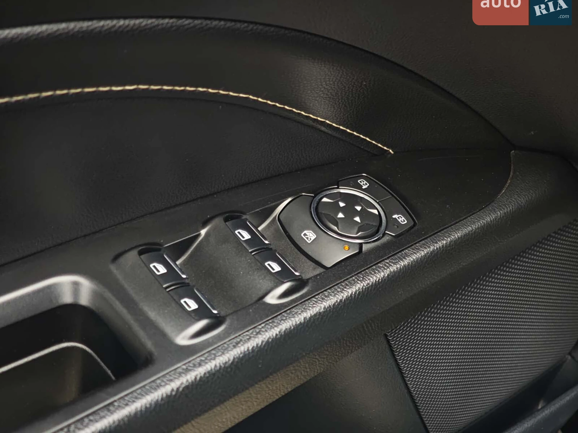 2020 Ford Fusion - мініатюра 27
