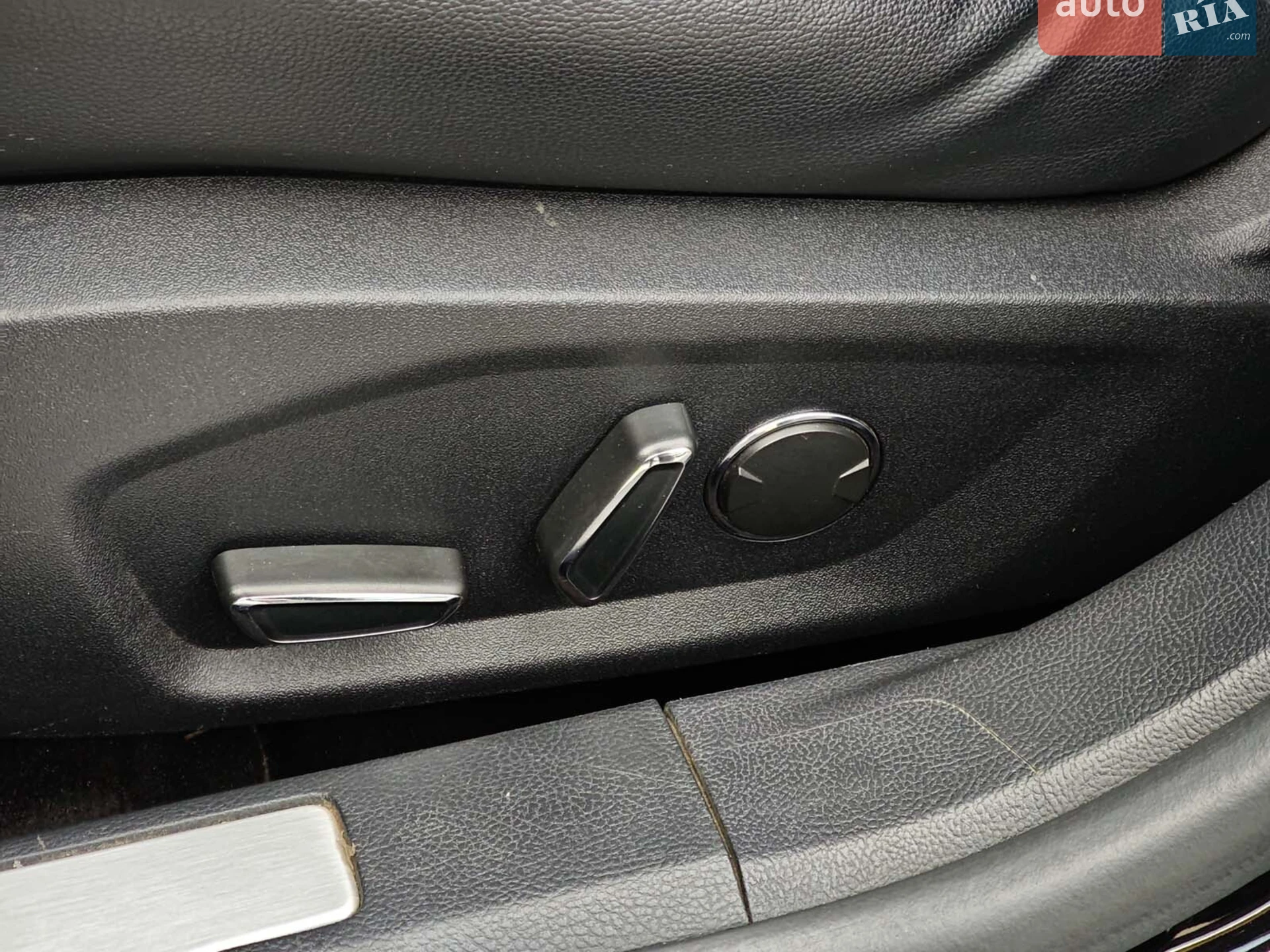 2020 Ford Fusion - мініатюра 28