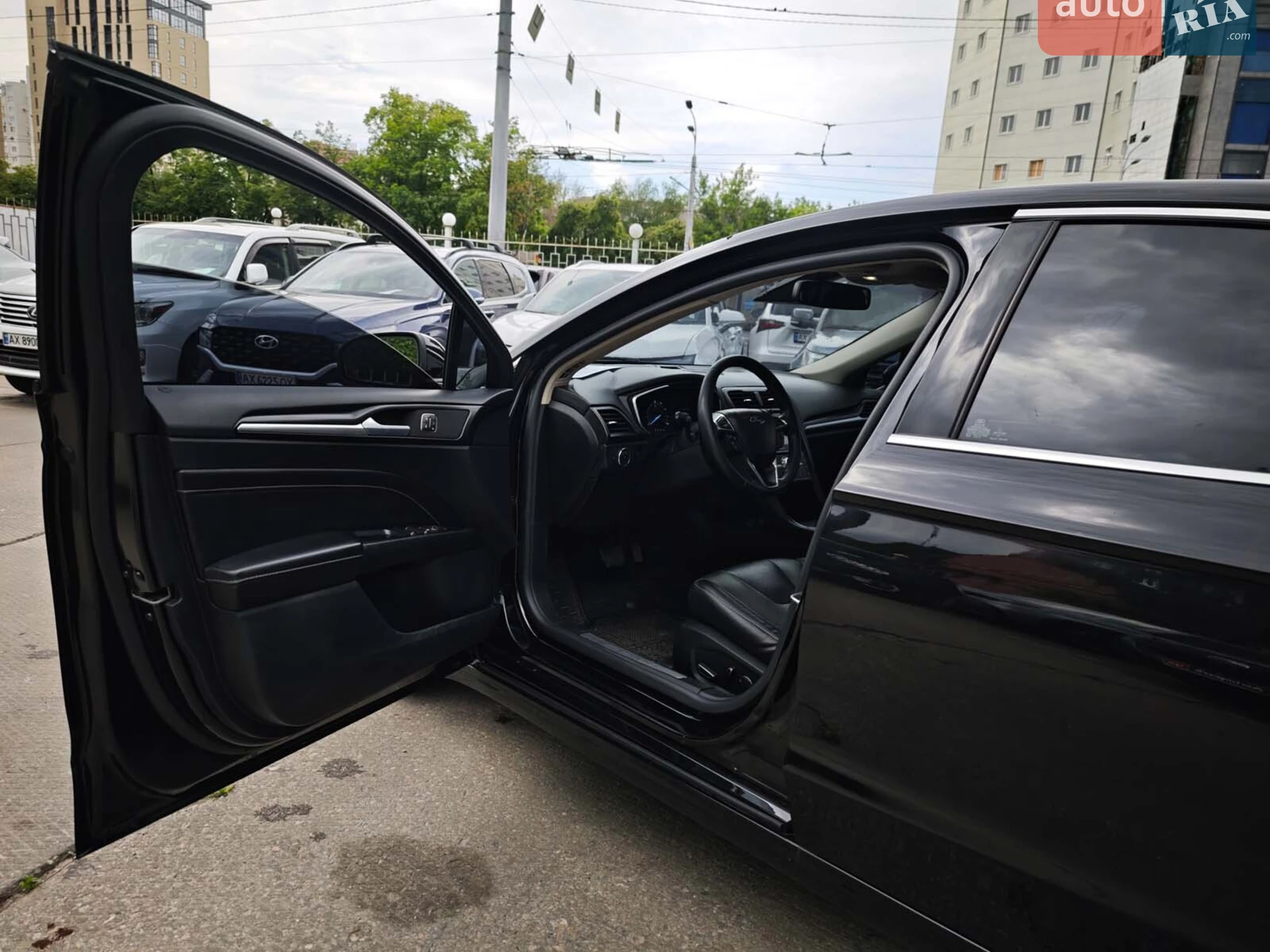 2020 Ford Fusion - мініатюра 25