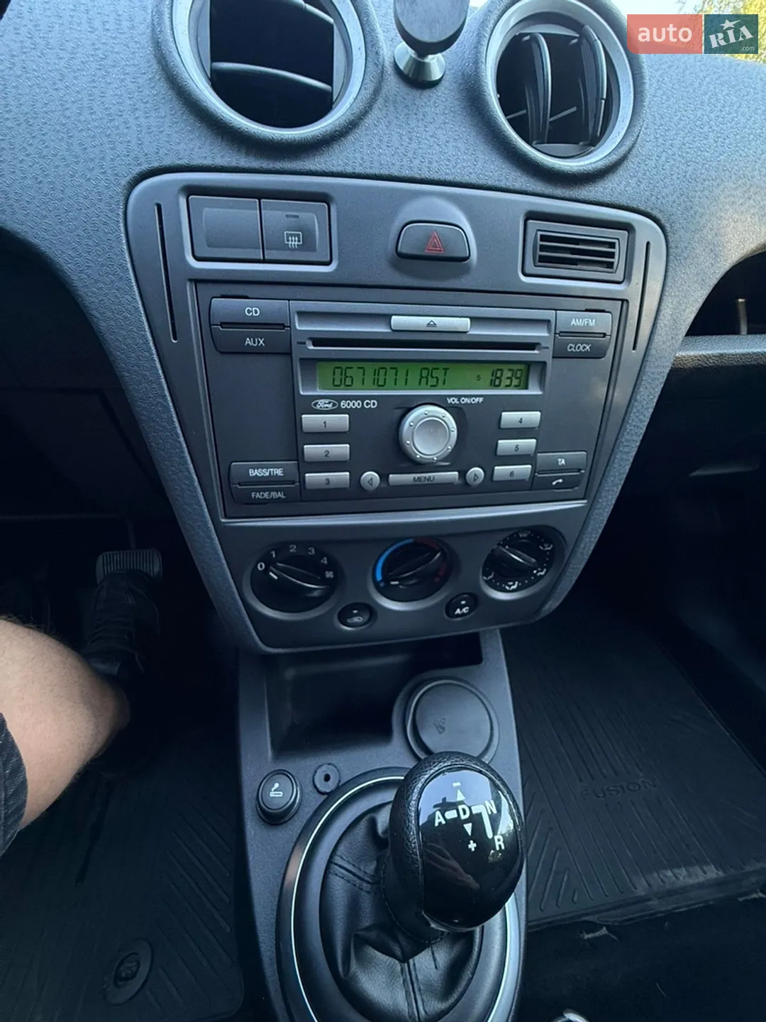 2011 Ford Fusion - мініатюра 22