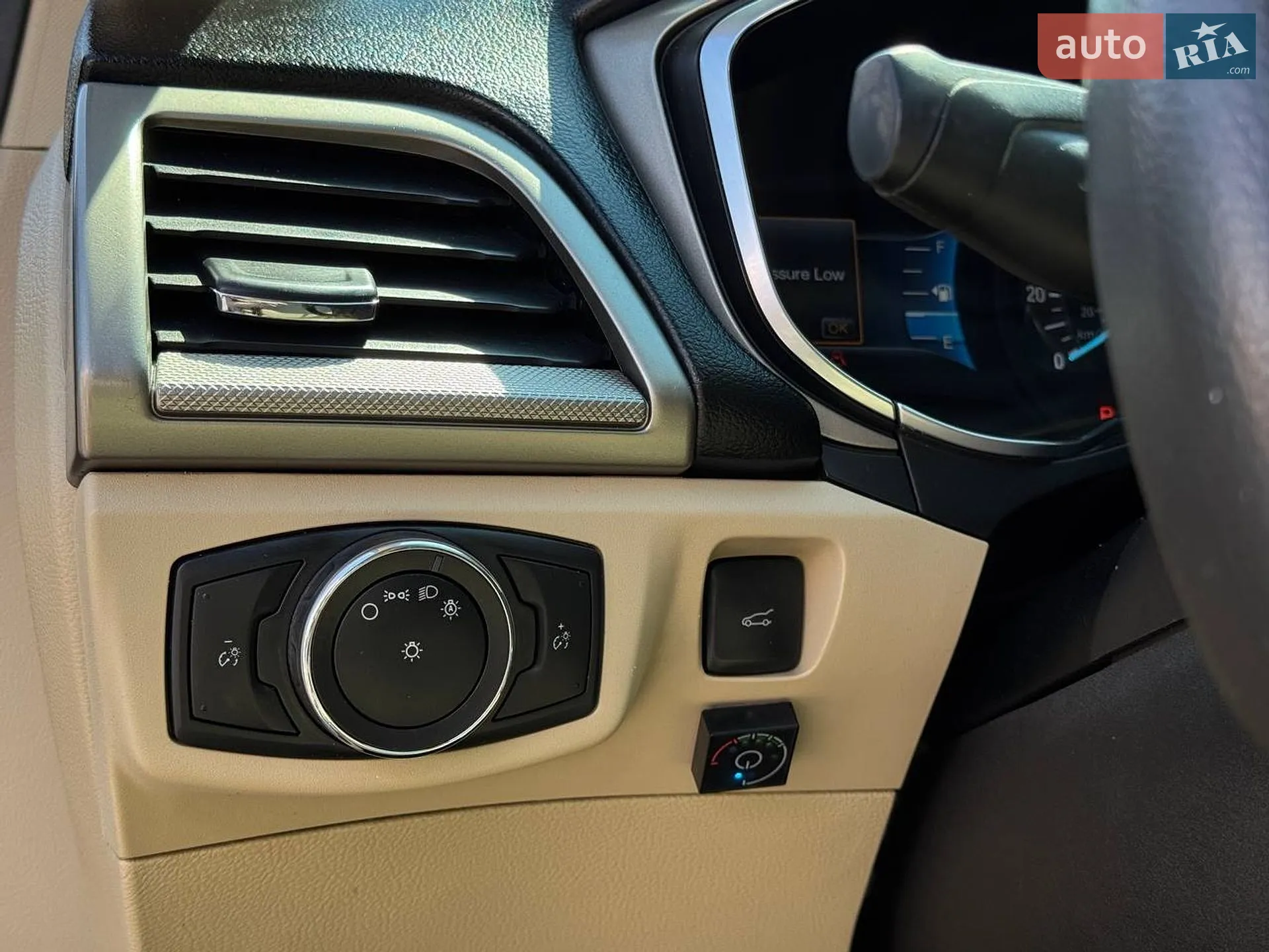 2015 Ford Fusion - мініатюра 35