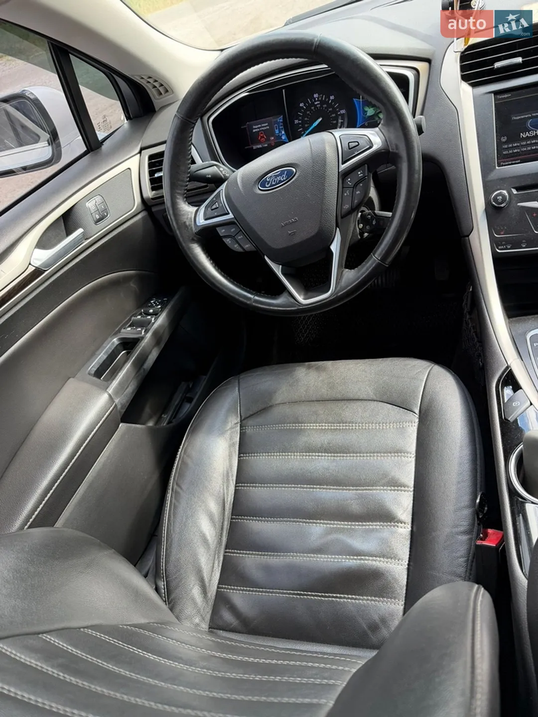 2014 Ford Fusion - мініатюра 21