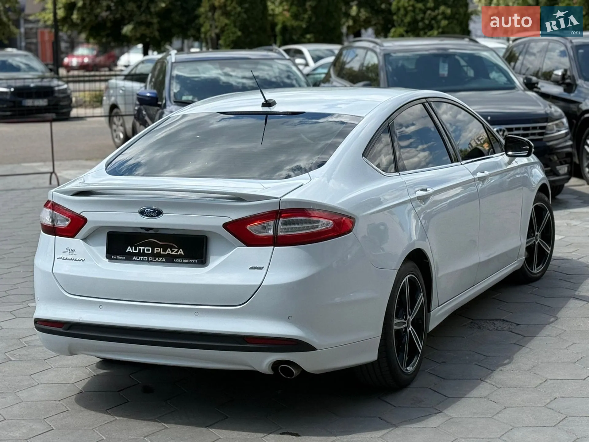 2015 Ford Fusion - мініатюра 31