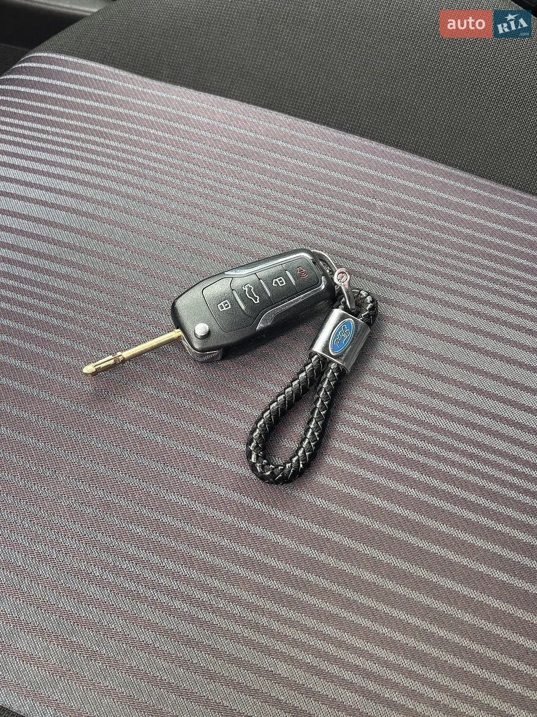 2011 Ford Fusion - мініатюра 10