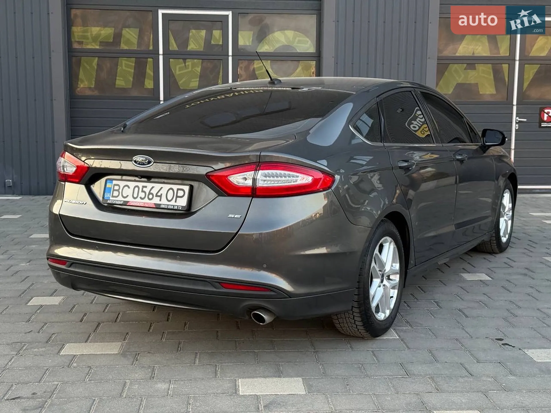 2016 Ford Fusion - мініатюра 9