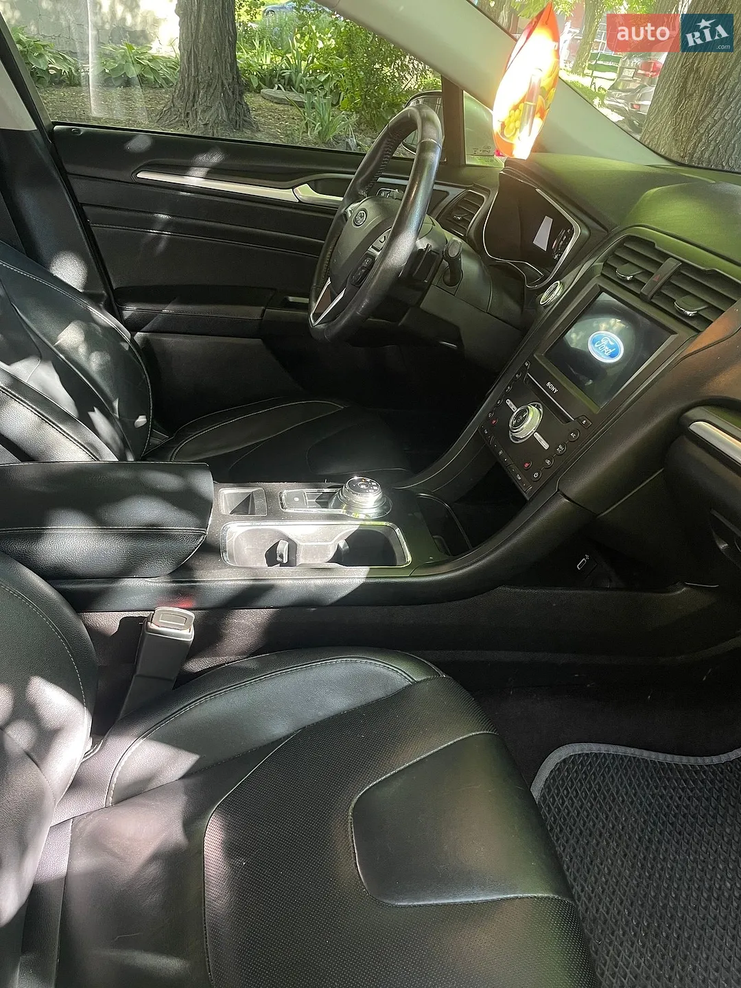 2016 Ford Fusion - мініатюра 25
