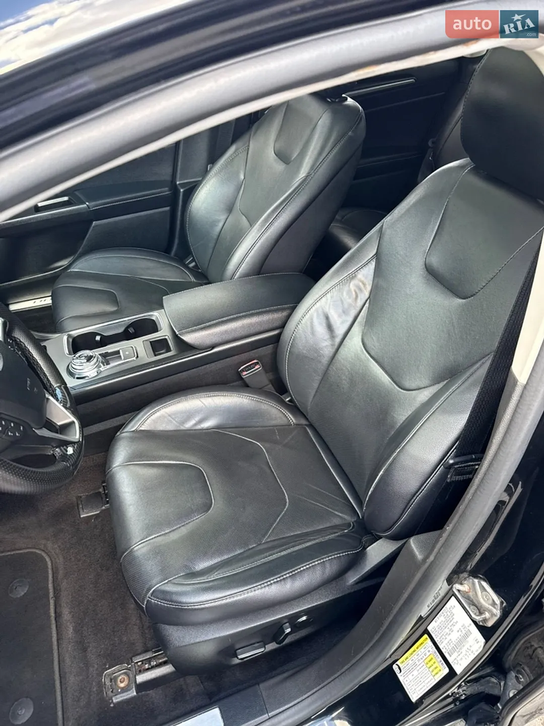 2016 Ford Fusion - мініатюра 33