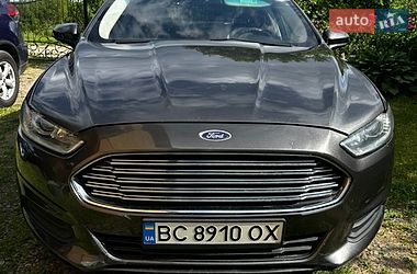 Седан Ford Fusion 2015 в Дрогобичі