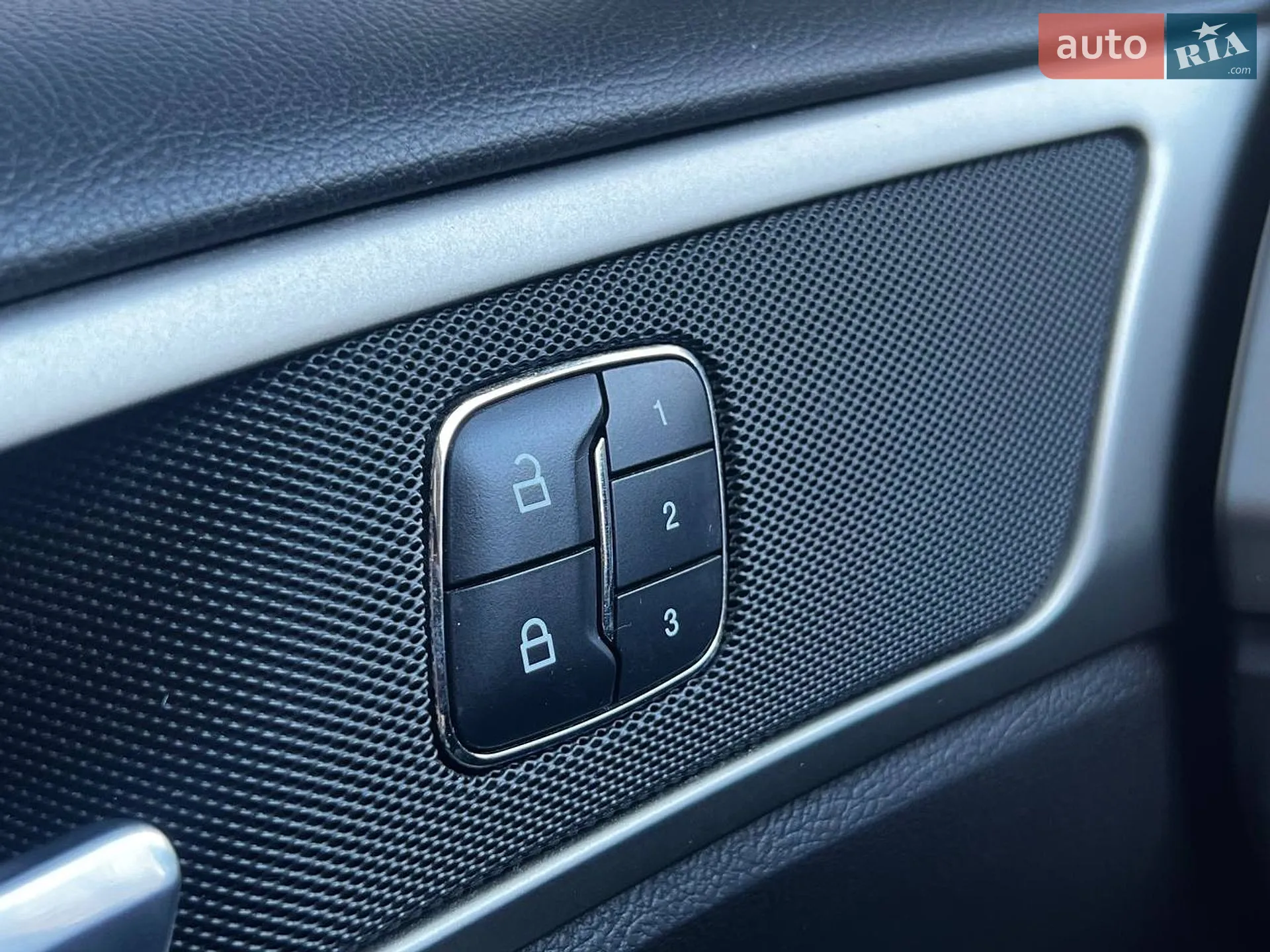 2015 Ford Fusion - мініатюра 17