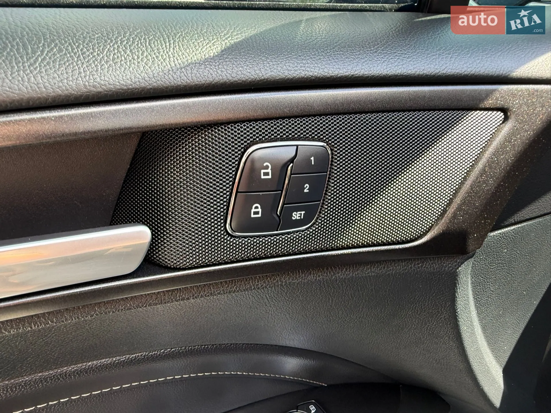 2017 Ford Fusion - мініатюра 48