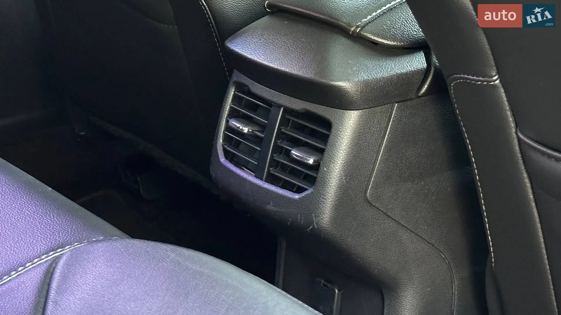 2014 Ford Fusion - мініатюра 27