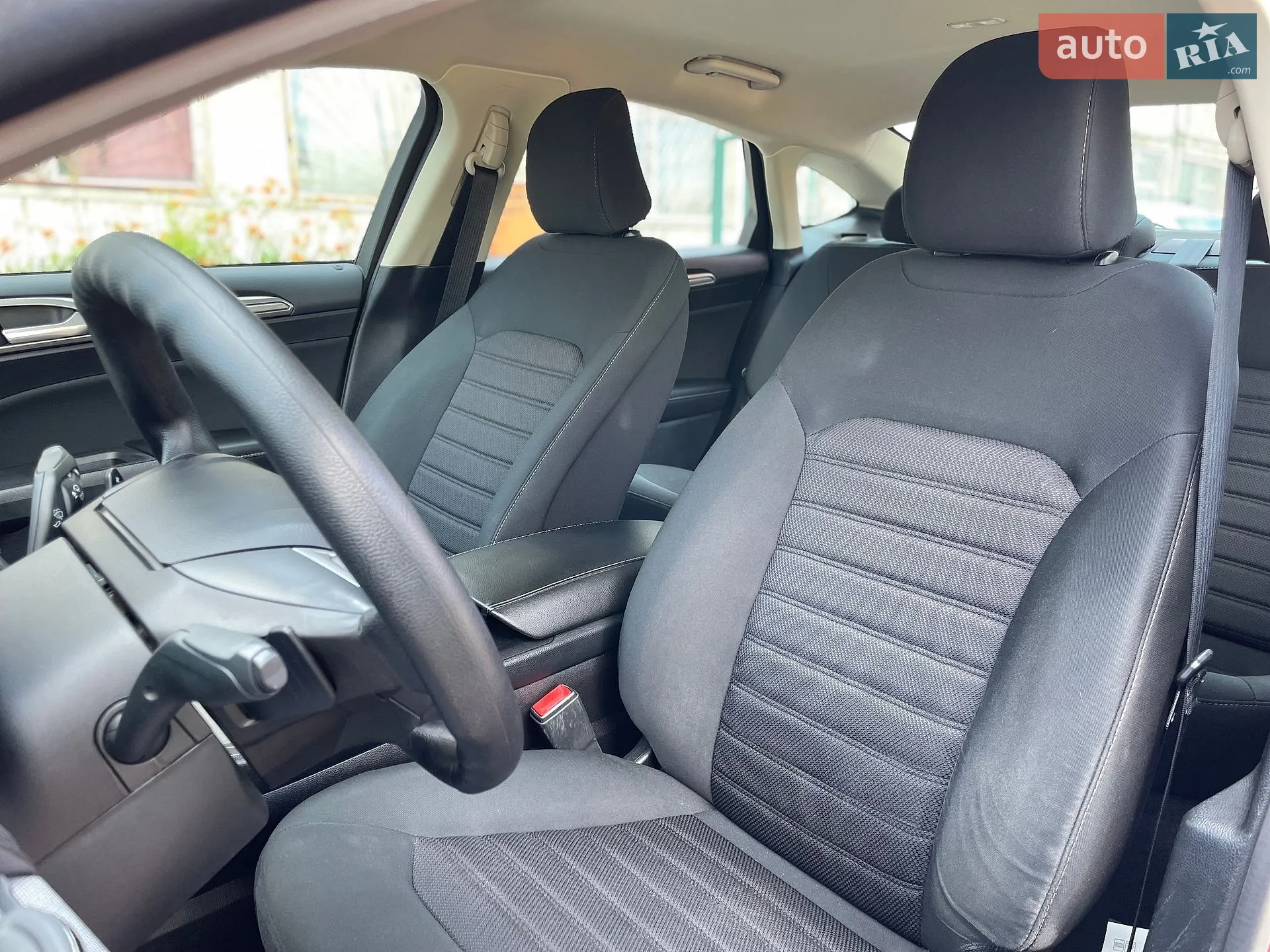 2020 Ford Fusion - мініатюра 39