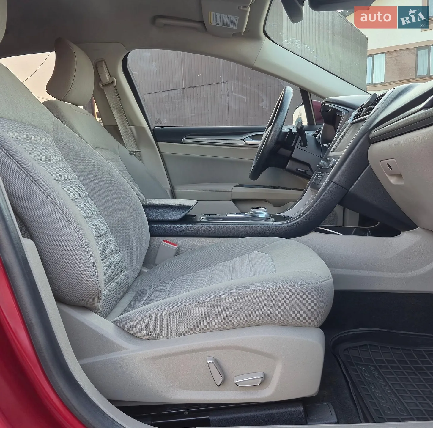 2019 Ford Fusion - мініатюра 20