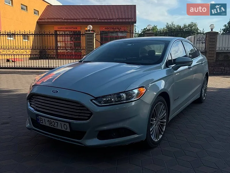 Ford Fusion 2019 VIN 3FA6P0RU2KR220325 фото оголошення 6 з 20