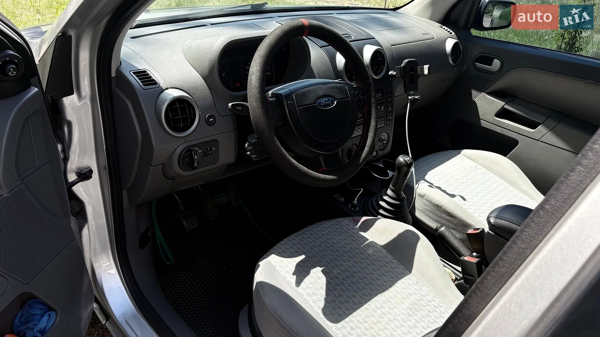 Ford Fusion 2003 VIN WF0UXXGAJU2A55090 фото оголошення 5 з 34