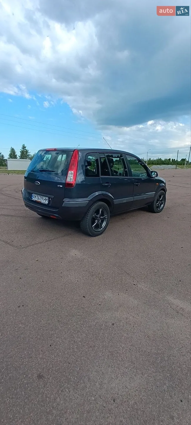 2010 Ford Fusion - мініатюра 11
