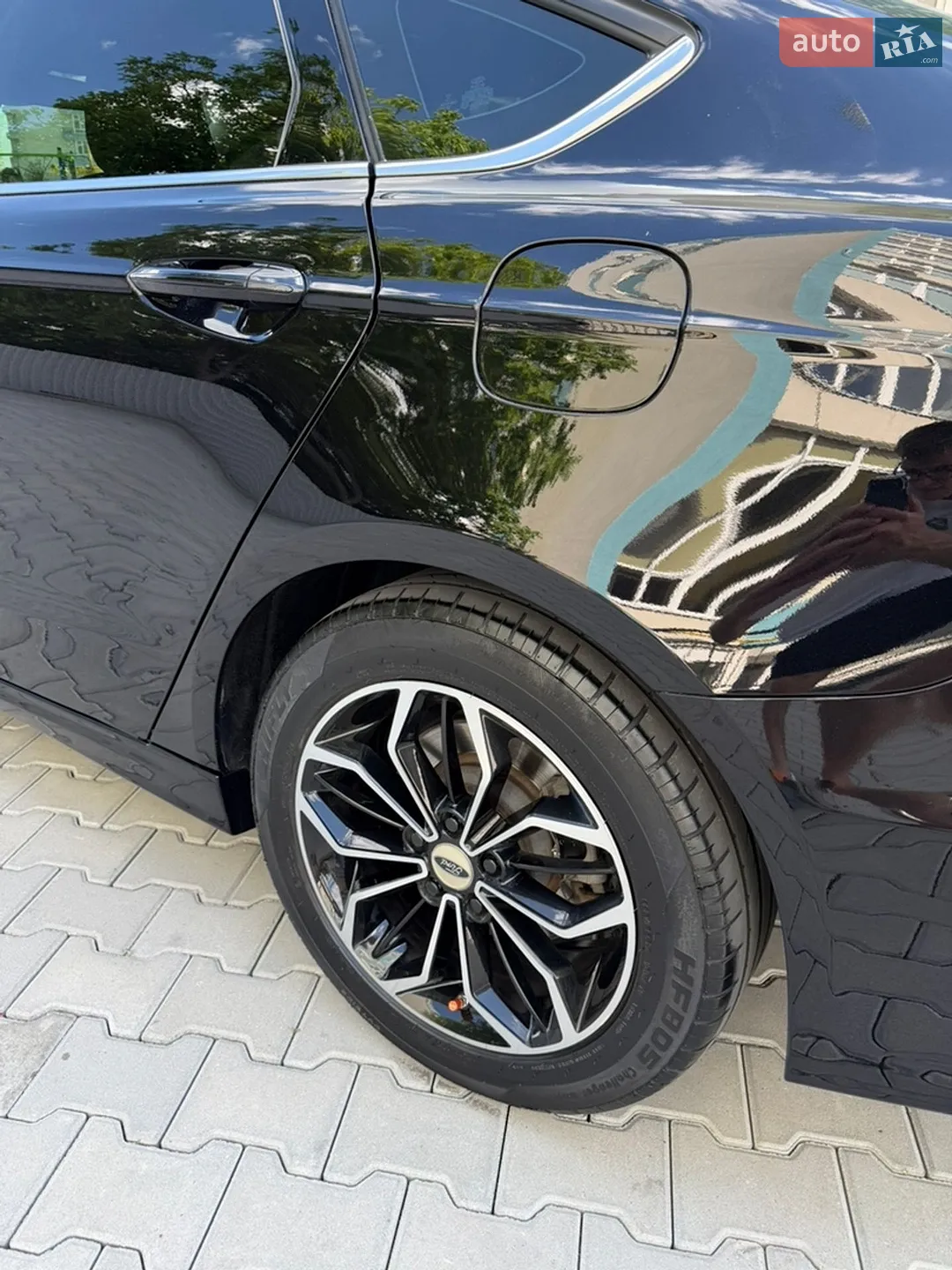 2020 Ford Fusion - мініатюра 25