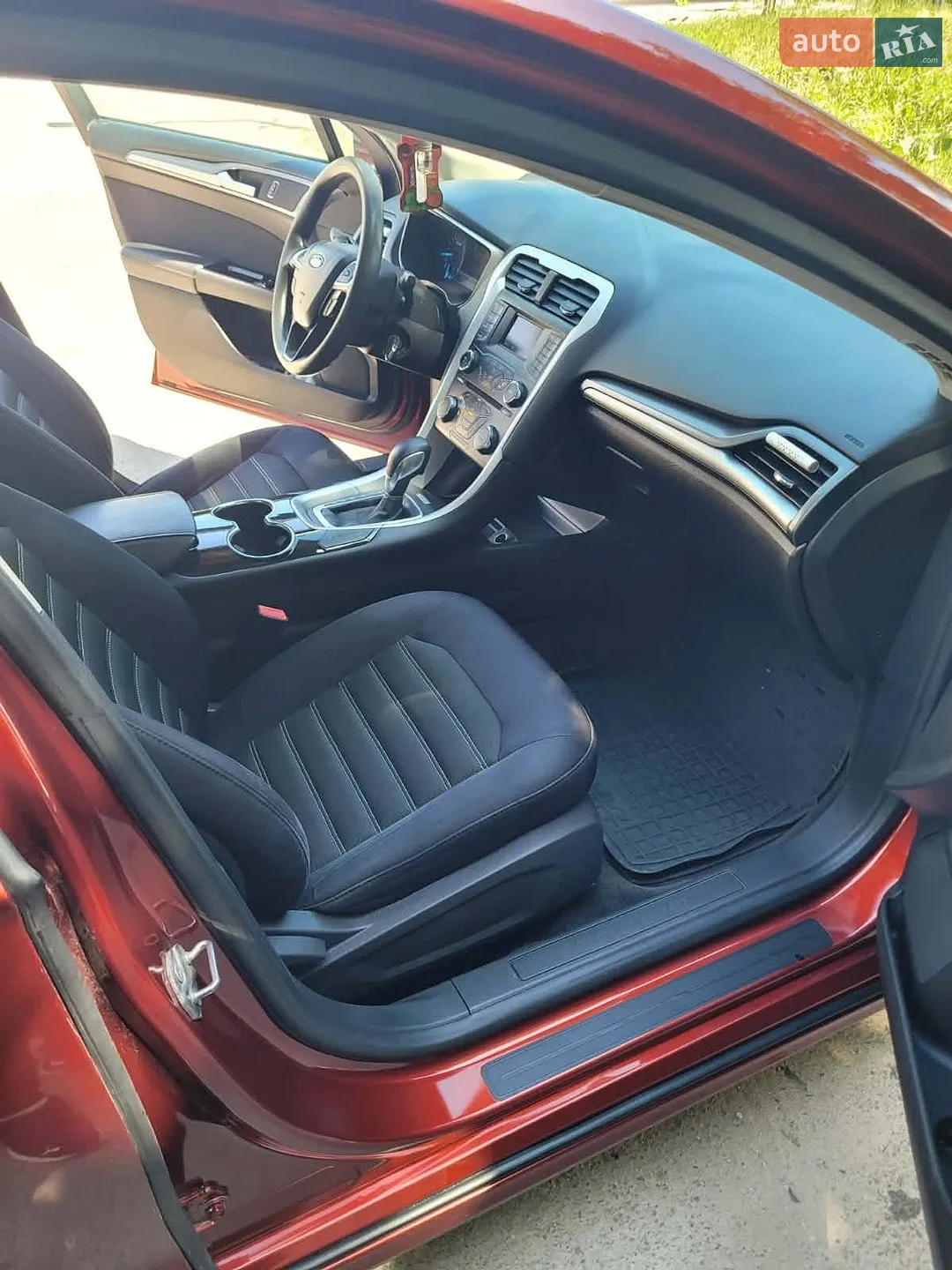 2013 Ford Fusion - мініатюра 9