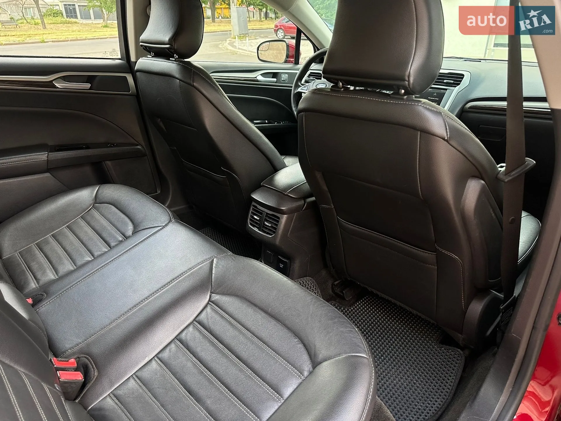 2016 Ford Fusion - мініатюра 27