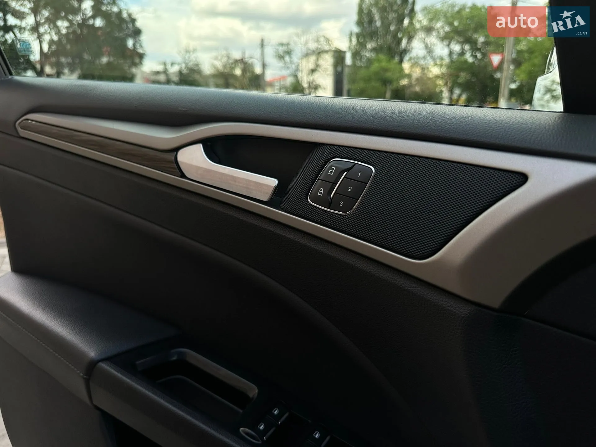 2016 Ford Fusion - мініатюра 43