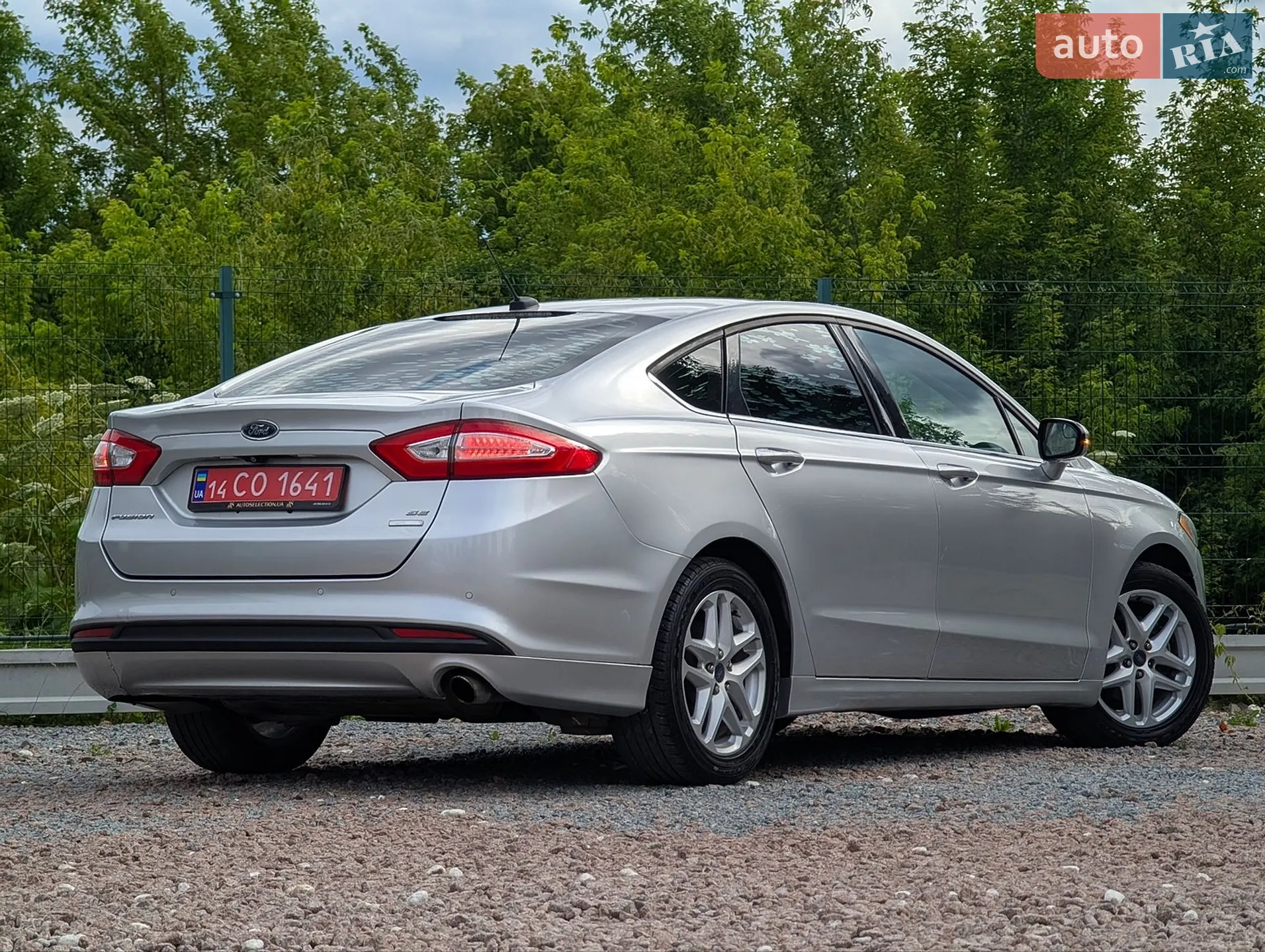 2016 Ford Fusion - мініатюра 16