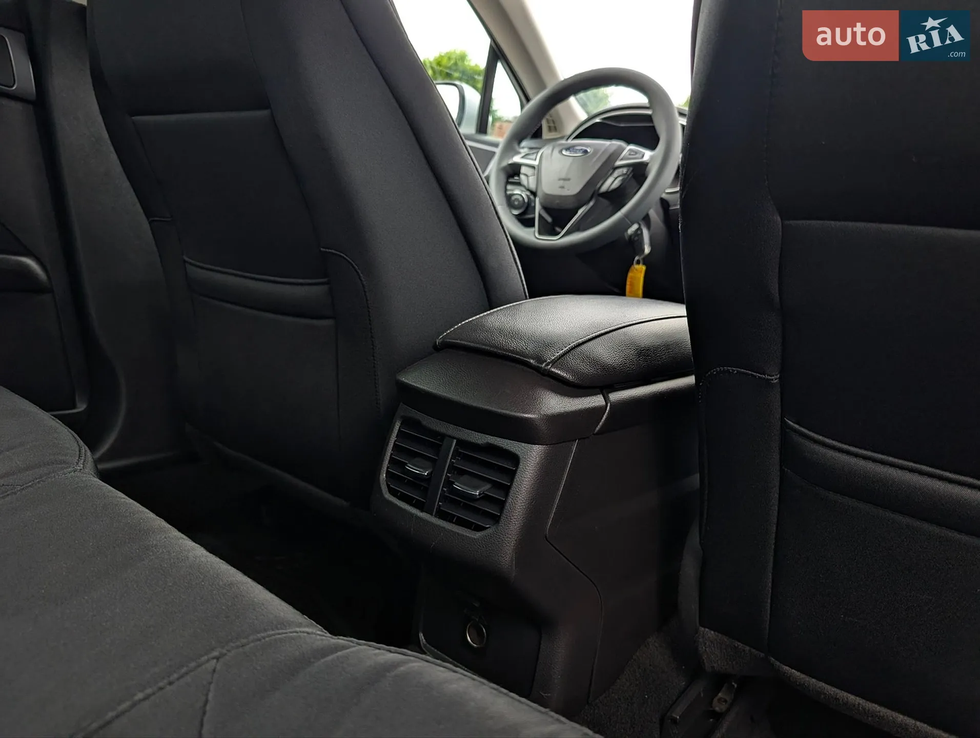 2016 Ford Fusion - мініатюра 35