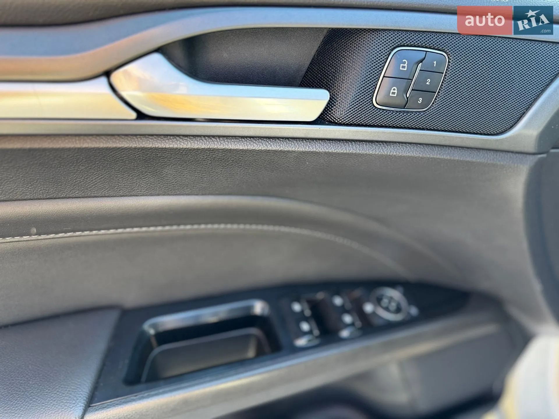 2014 Ford Fusion - мініатюра 12