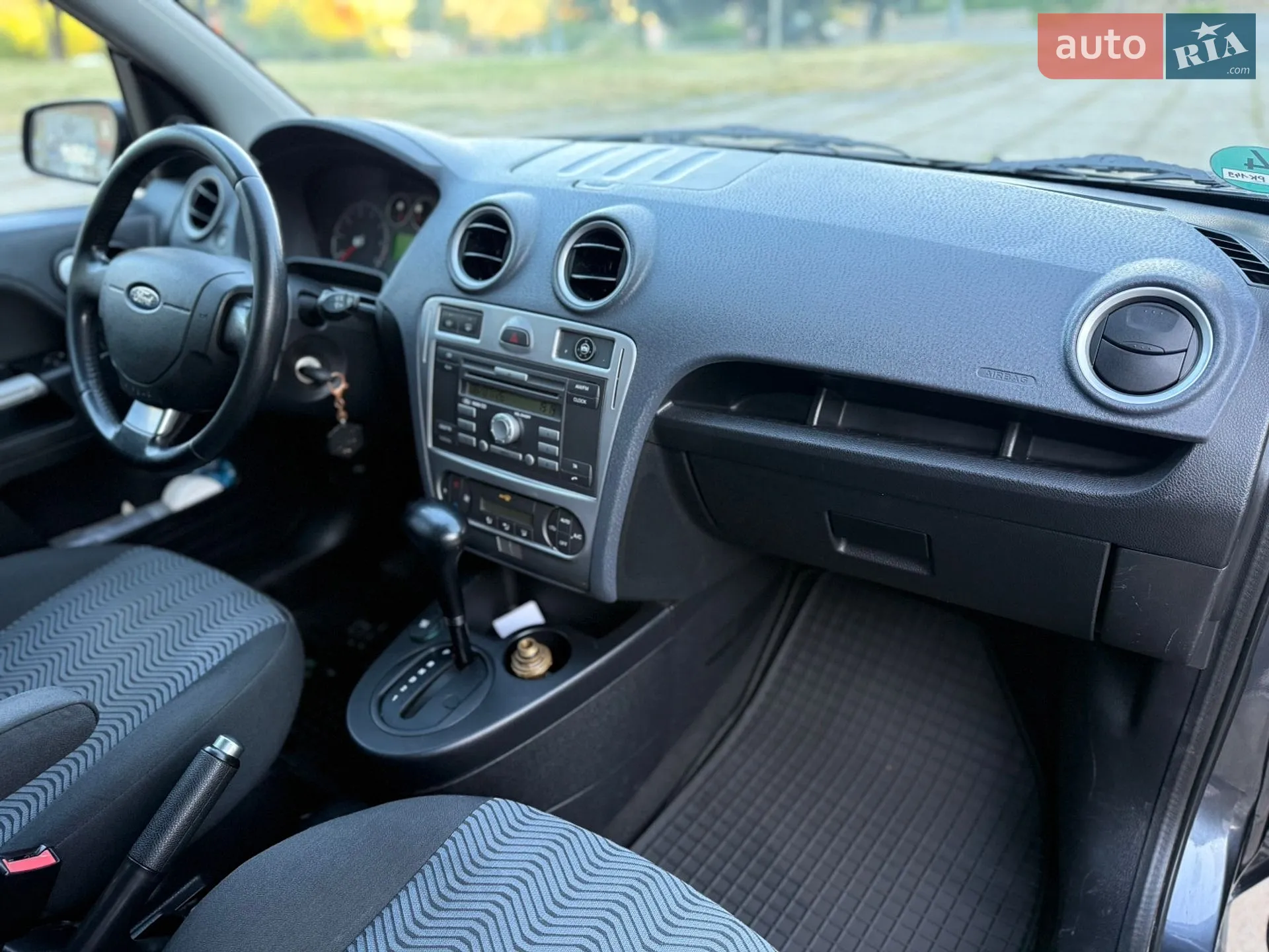 2010 Ford Fusion - мініатюра 28