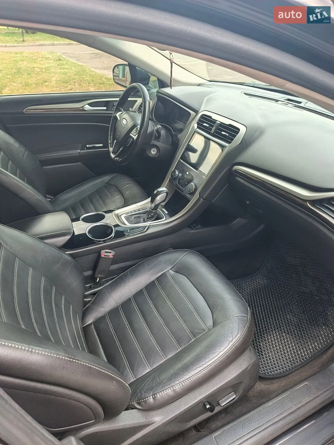2013 Ford Fusion - мініатюра 10