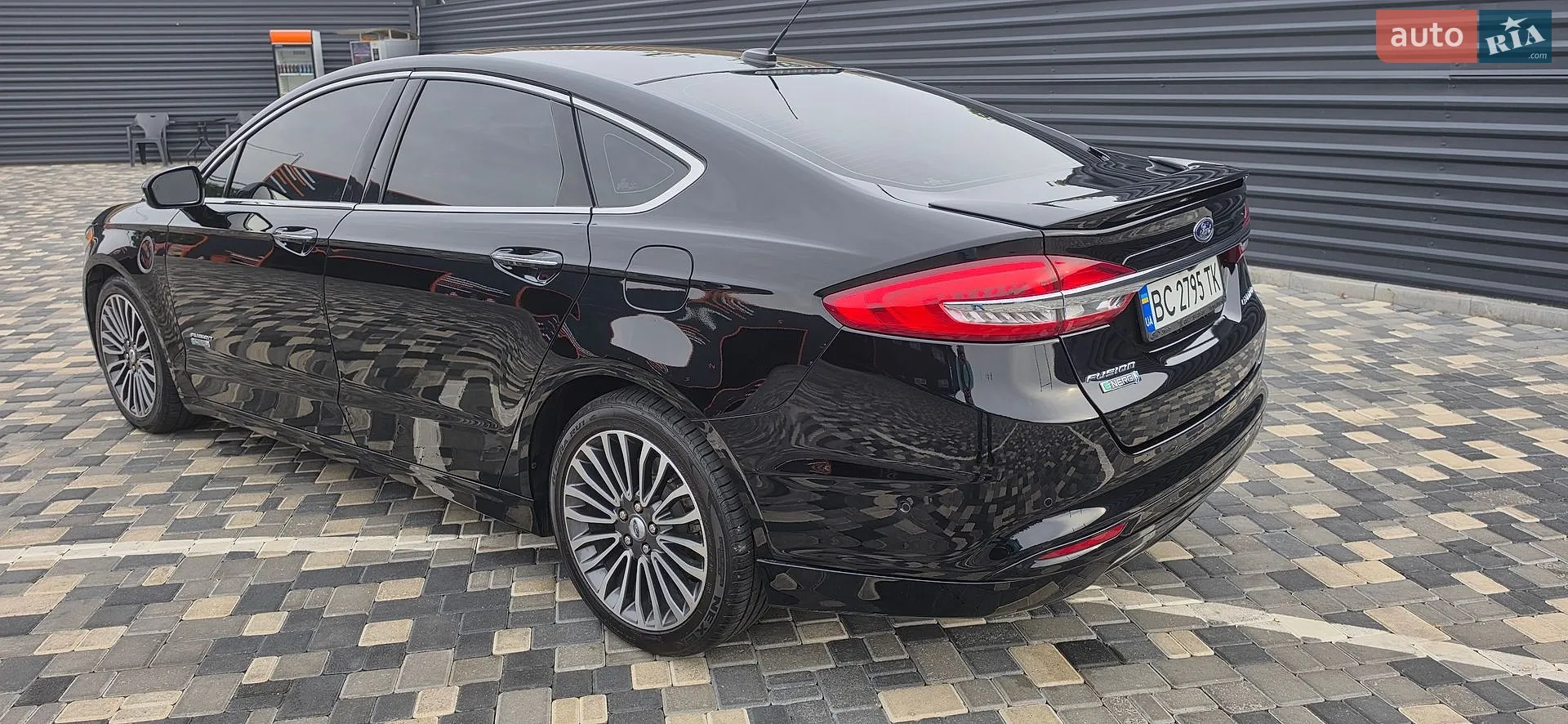 2017 Ford Fusion - мініатюра 4