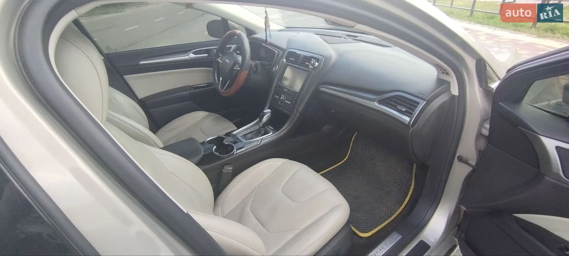 2015 Ford Fusion - мініатюра 23