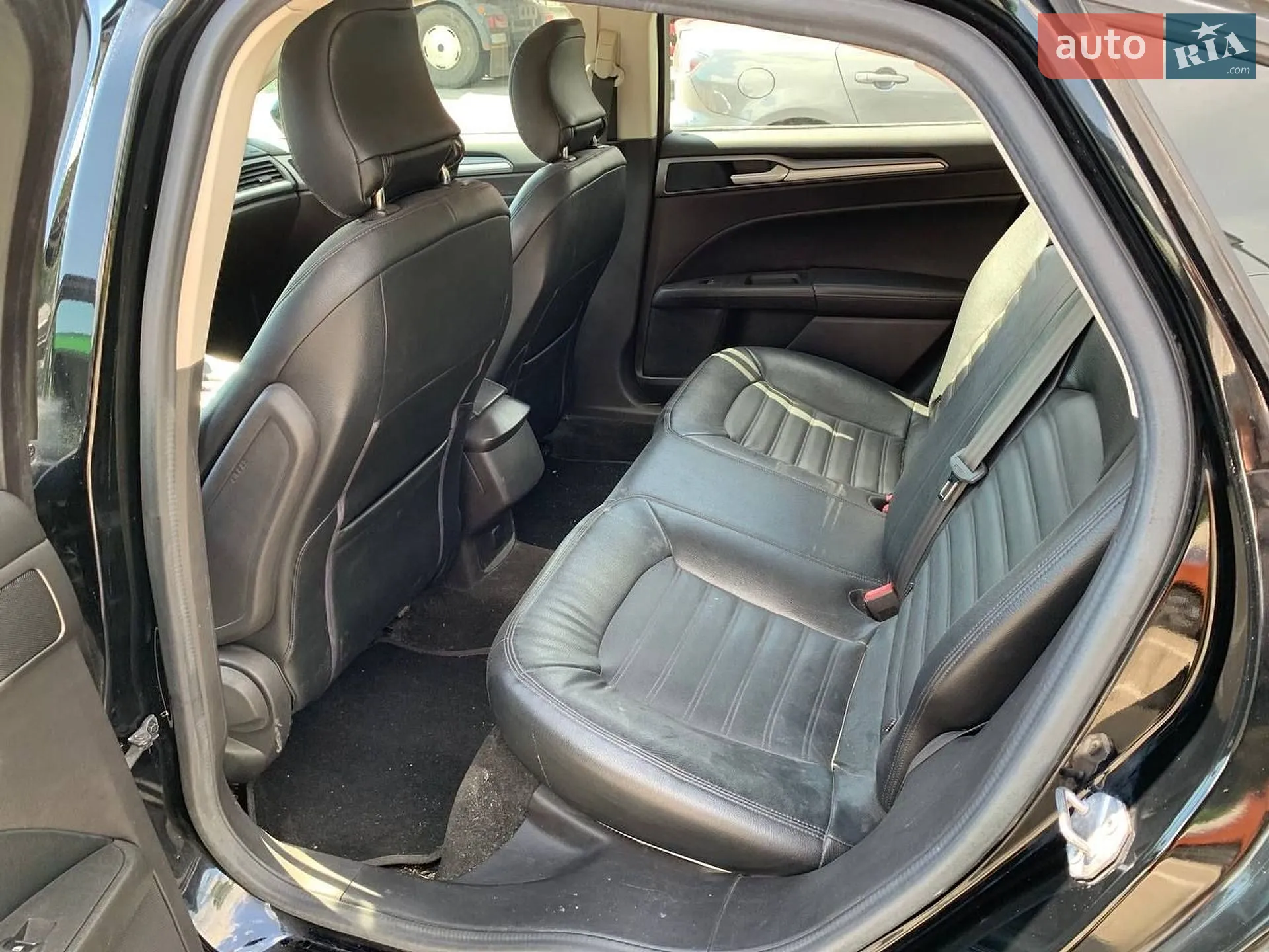 2016 Ford Fusion - мініатюра 21
