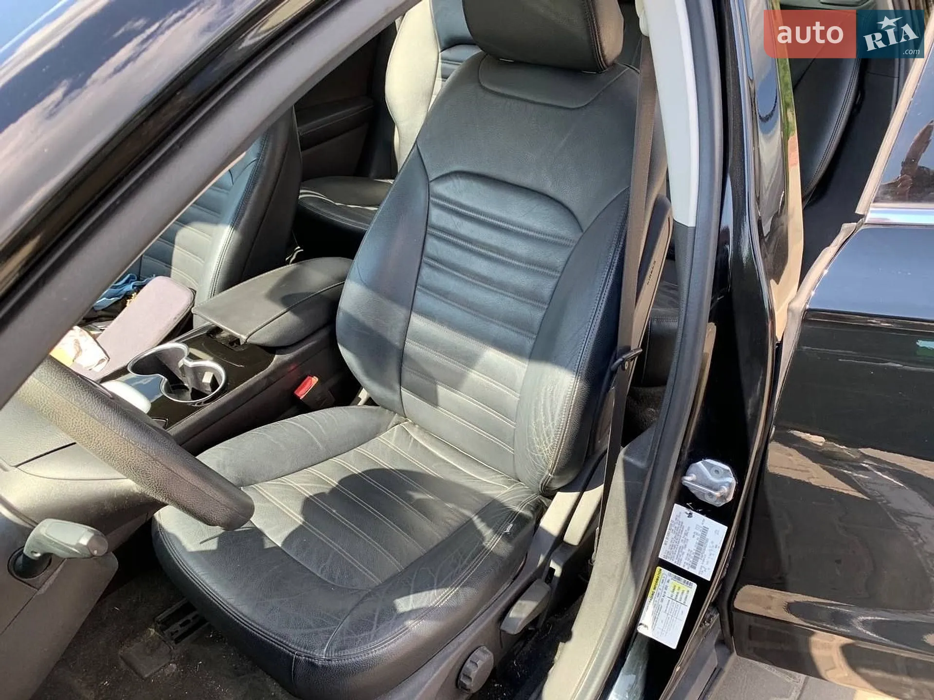 2016 Ford Fusion - мініатюра 23