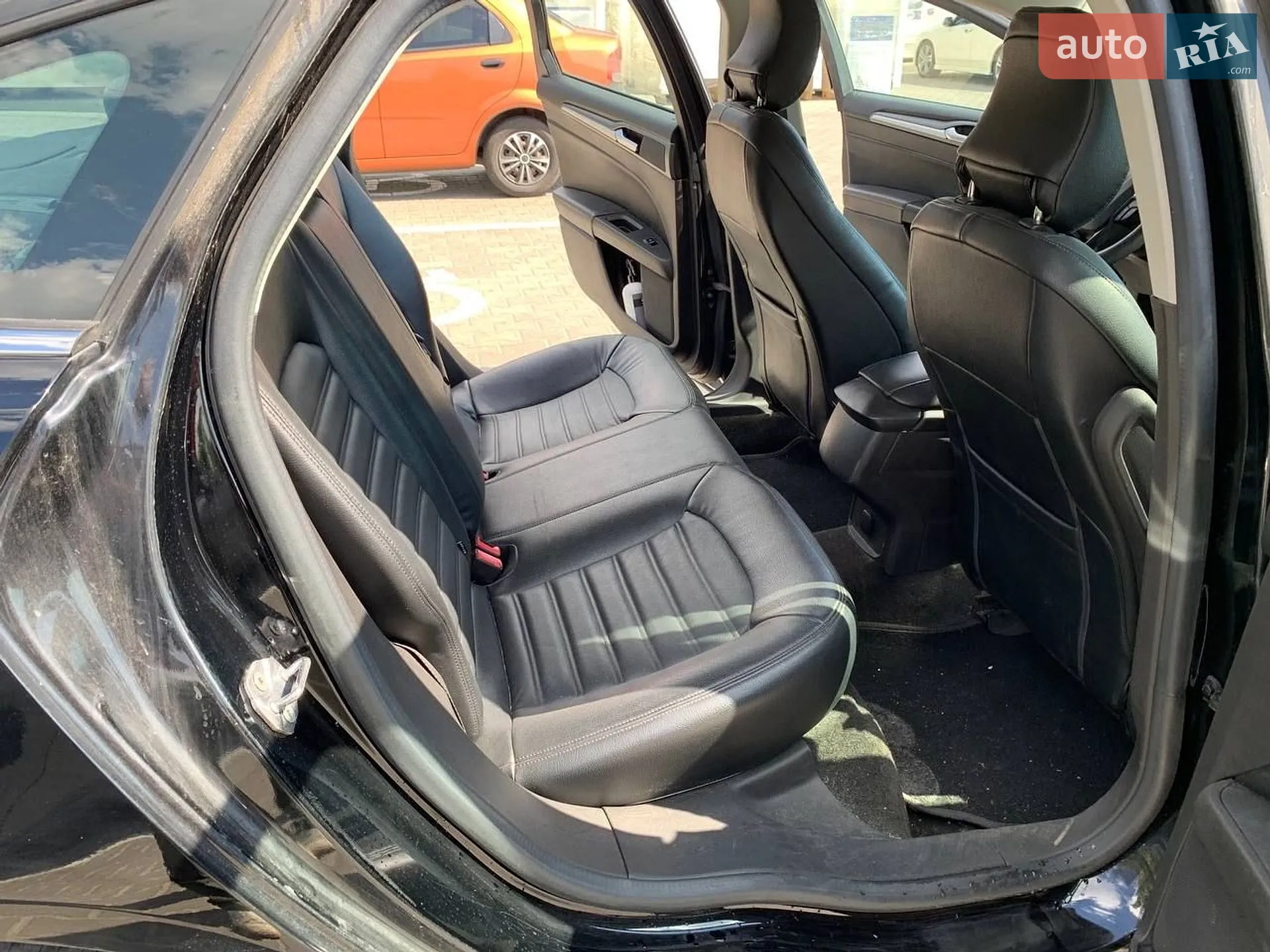 2016 Ford Fusion - мініатюра 26