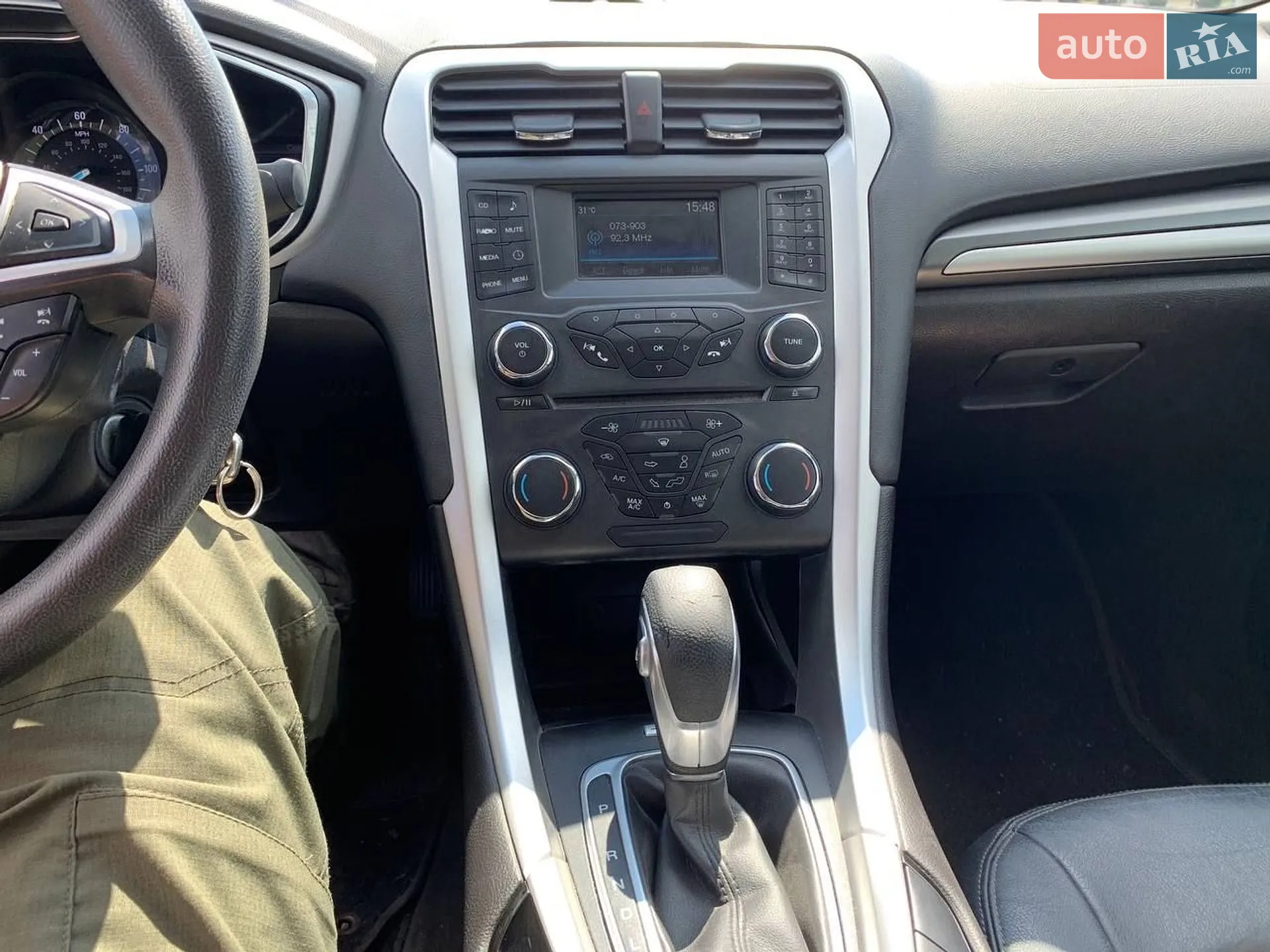 2016 Ford Fusion - мініатюра 29
