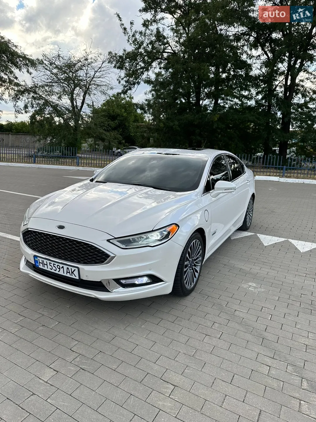2016 Ford Fusion - мініатюра 4