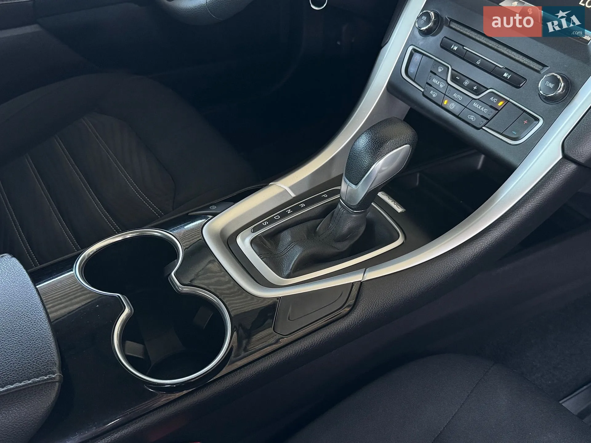 2015 Ford Fusion - мініатюра 71
