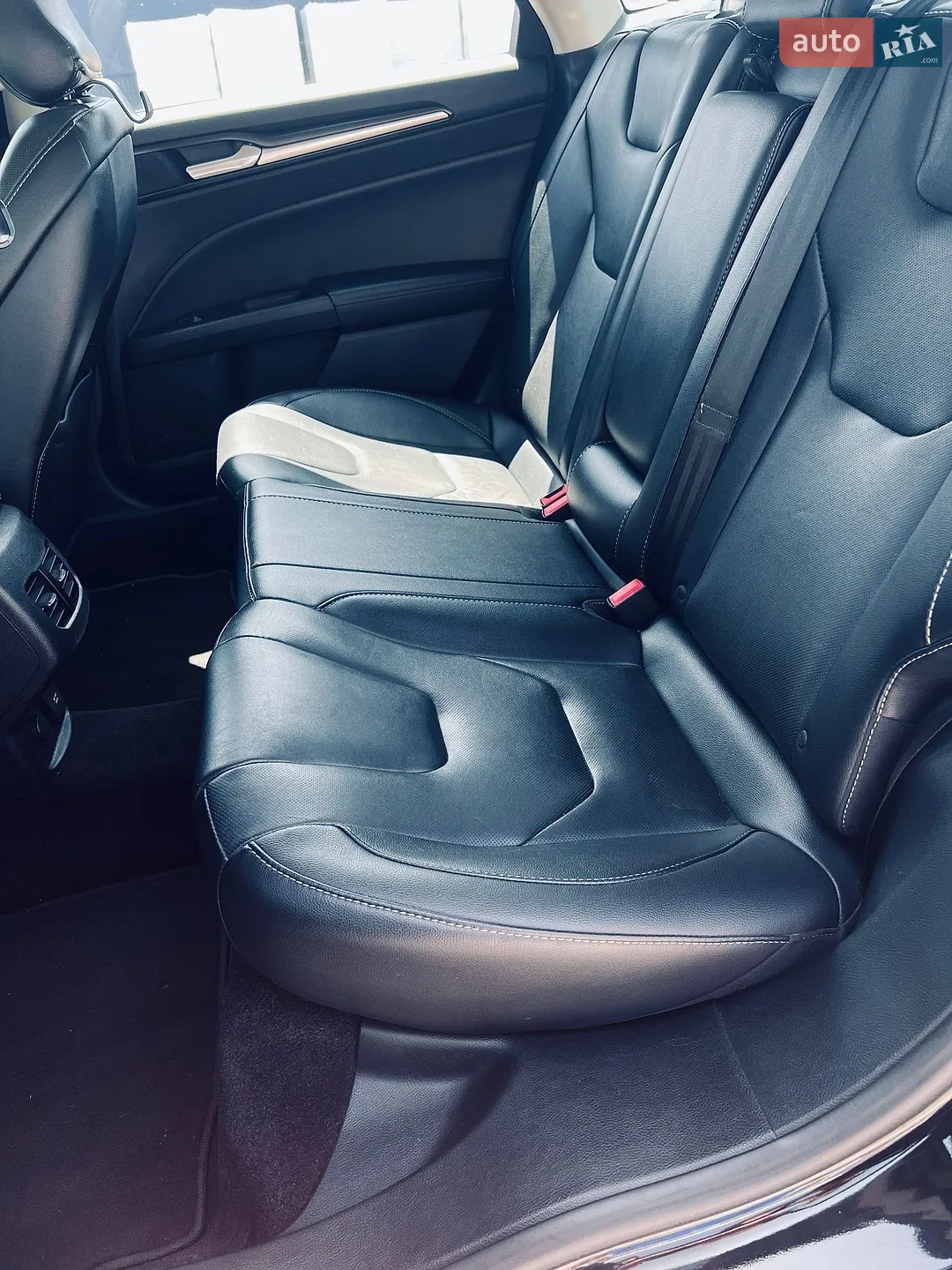 2017 Ford Fusion - мініатюра 18