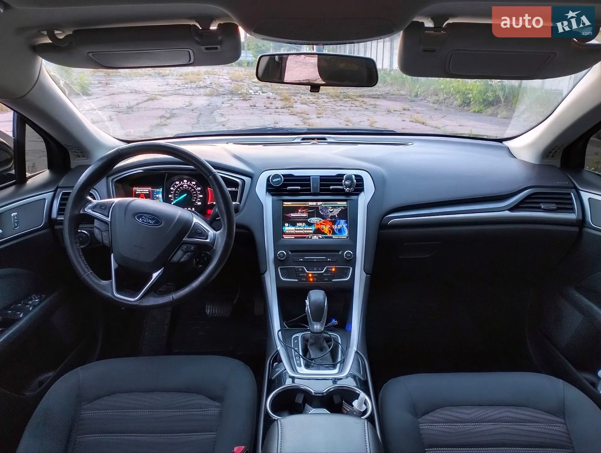 2015 Ford Fusion - мініатюра 25