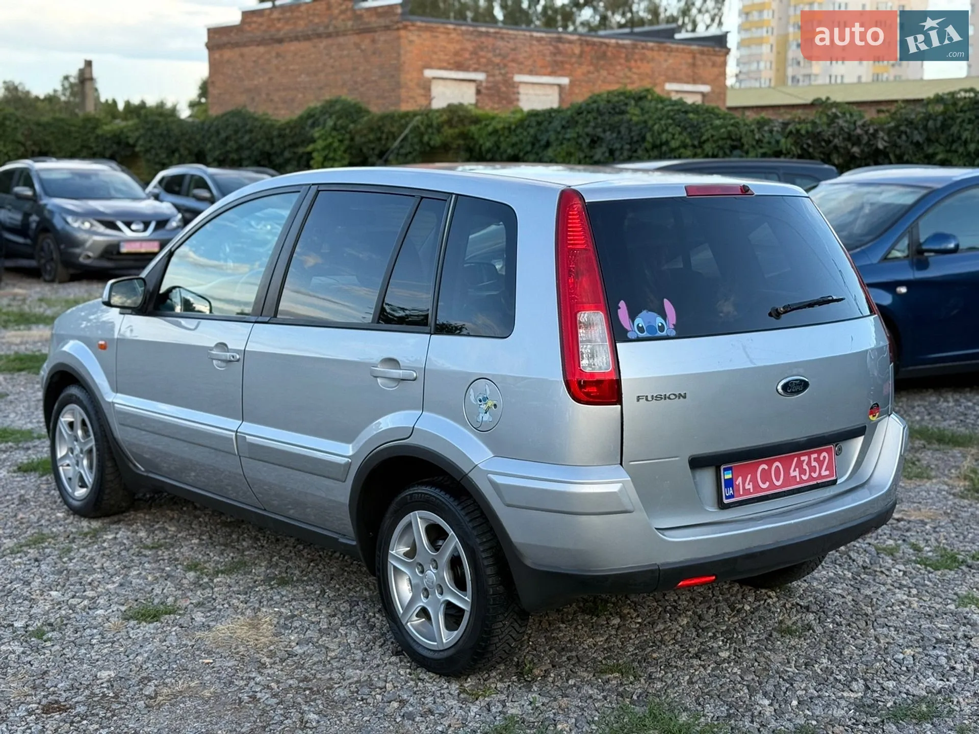 2010 Ford Fusion - мініатюра 4