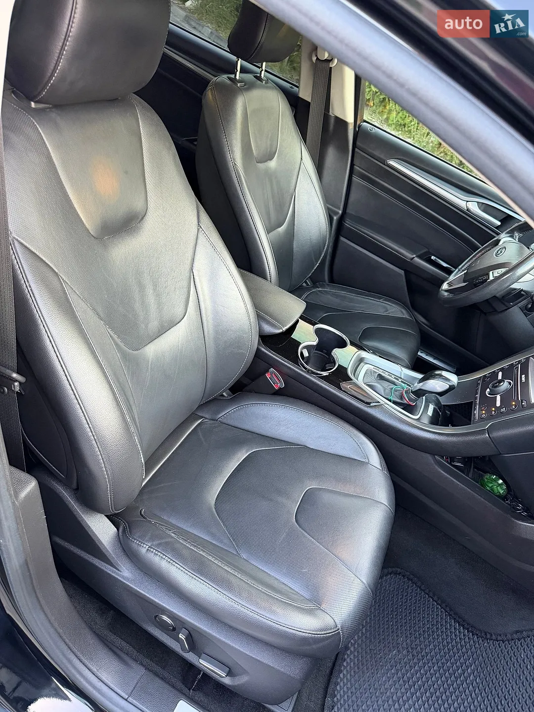 2016 Ford Fusion - мініатюра 18