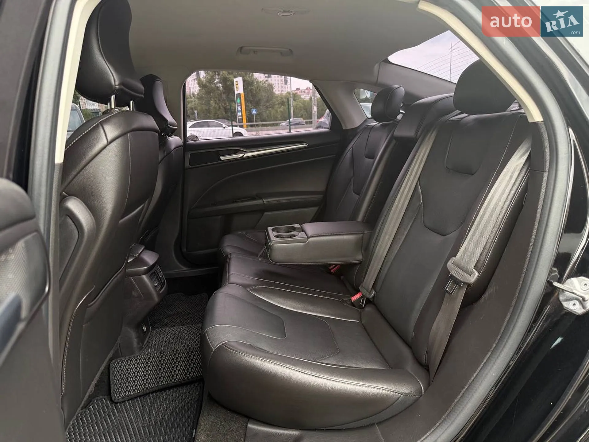 2016 Ford Fusion - мініатюра 10