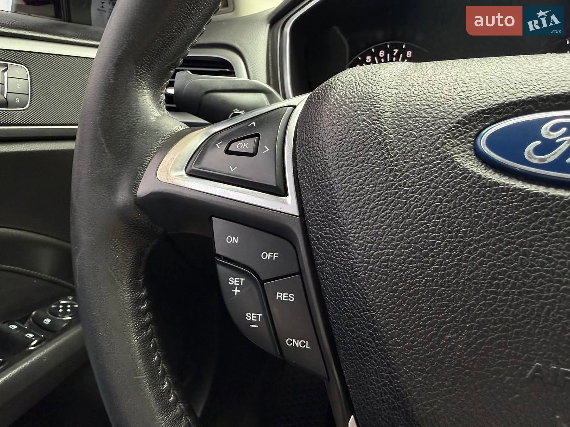 2016 Ford Fusion - мініатюра 30