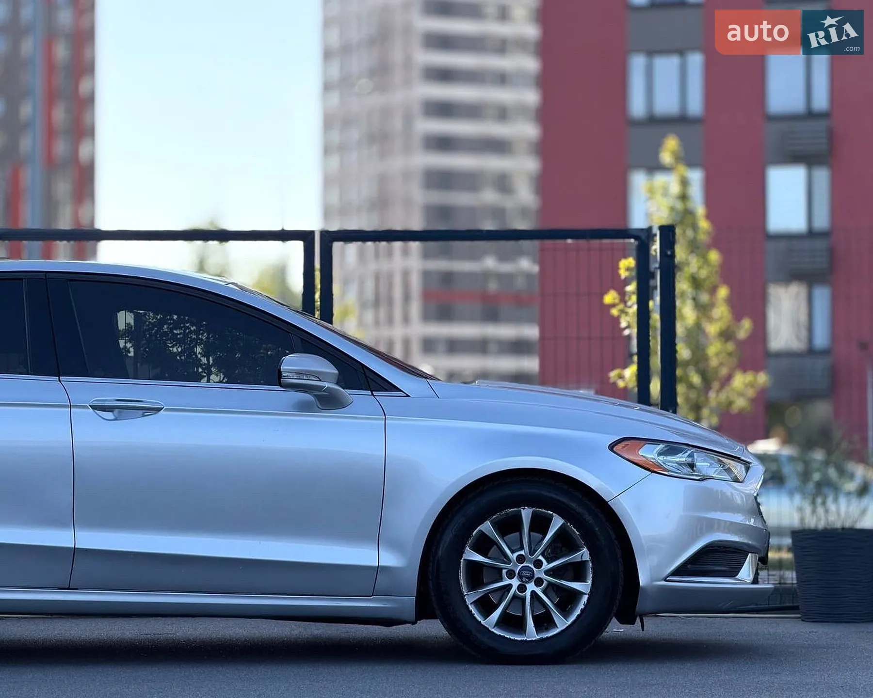 2016 Ford Fusion - мініатюра 12