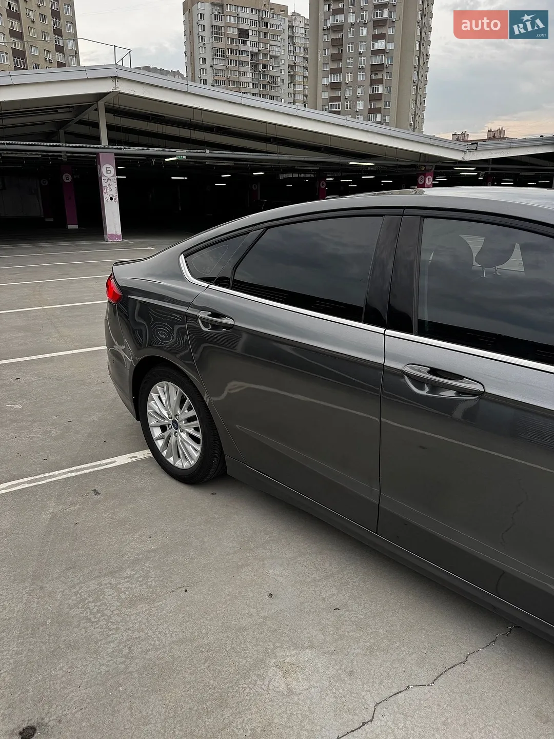 2016 Ford Fusion - мініатюра 8