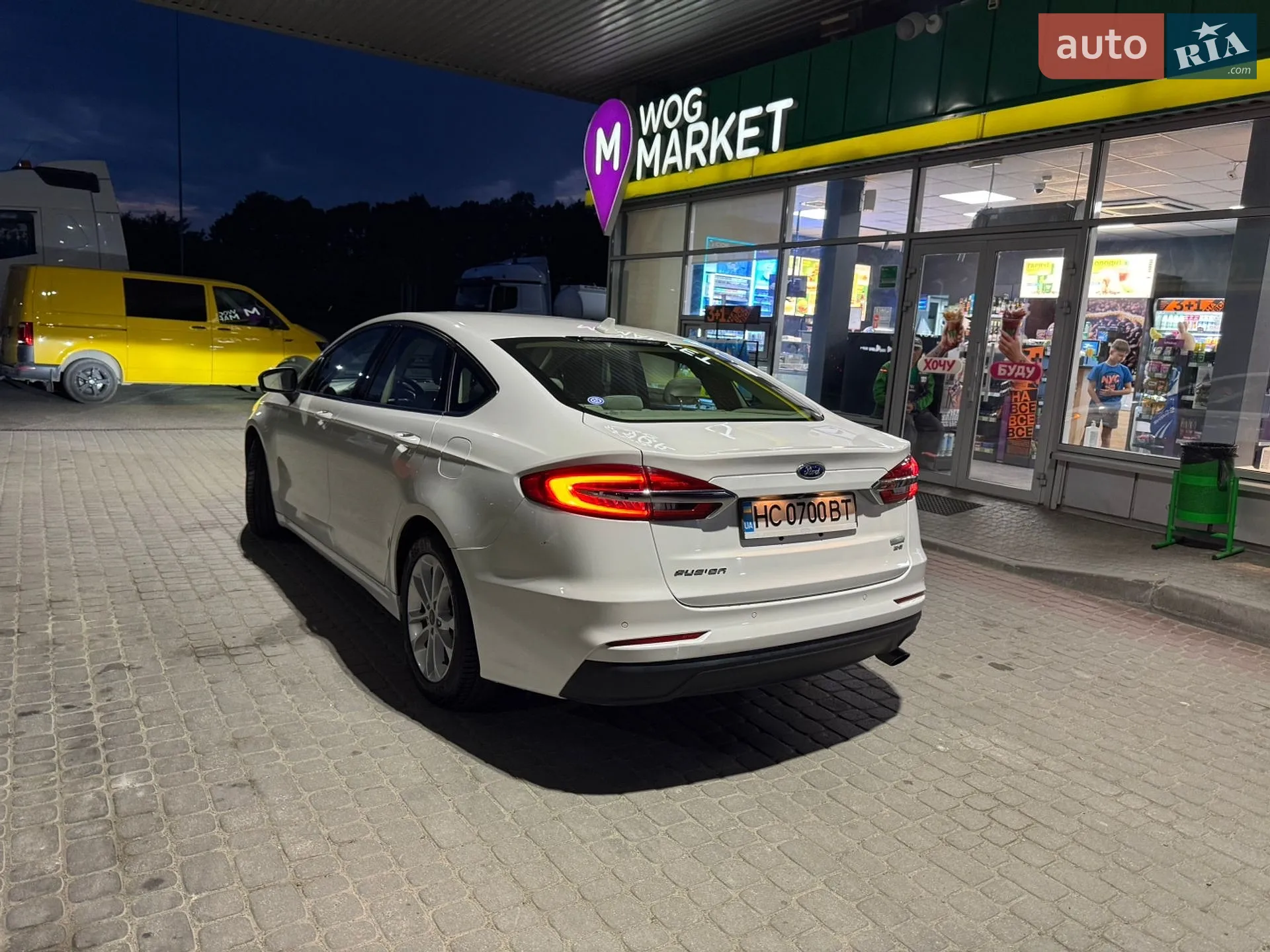 2020 Ford Fusion - мініатюра 12