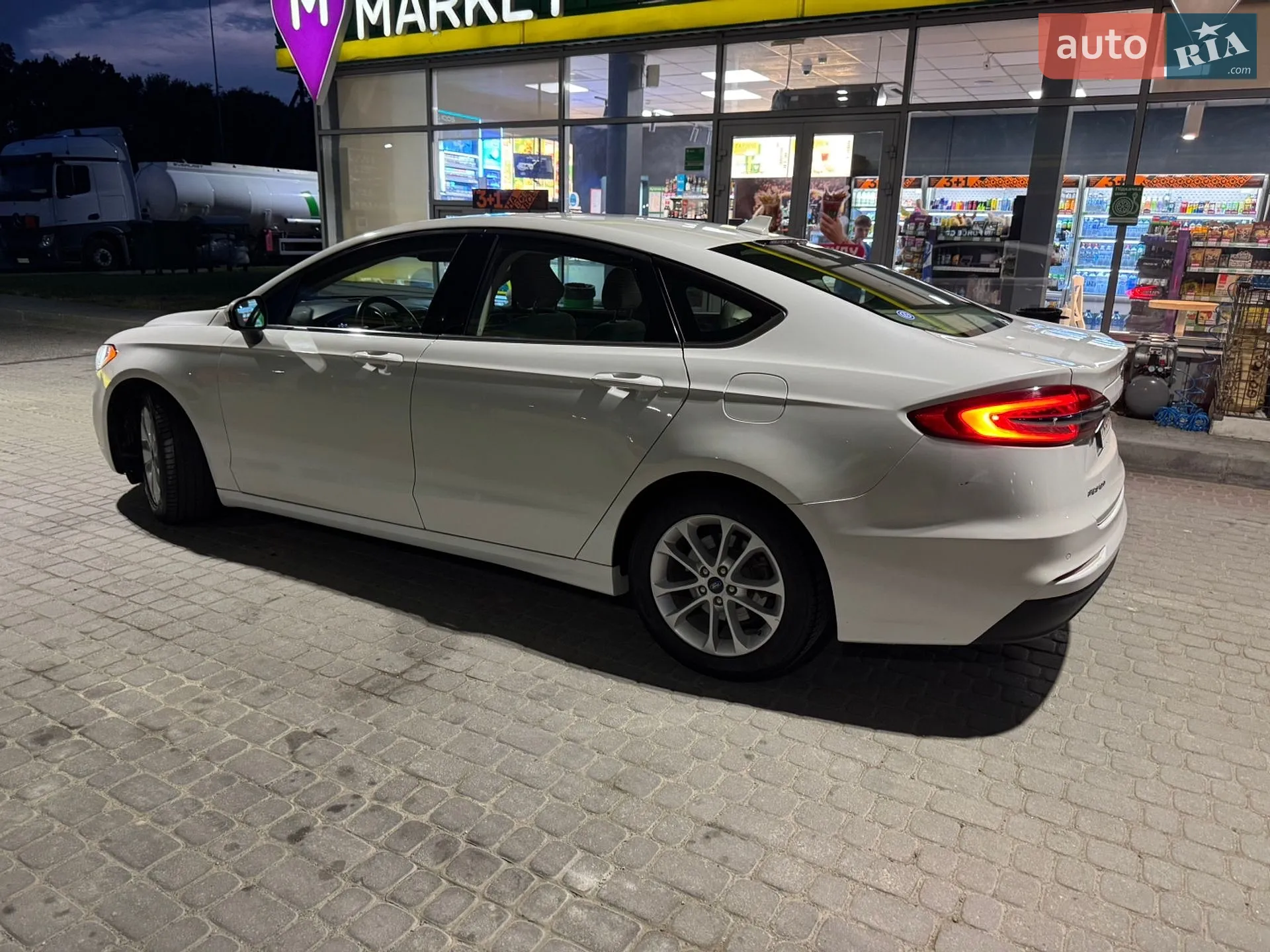 2020 Ford Fusion - мініатюра 14