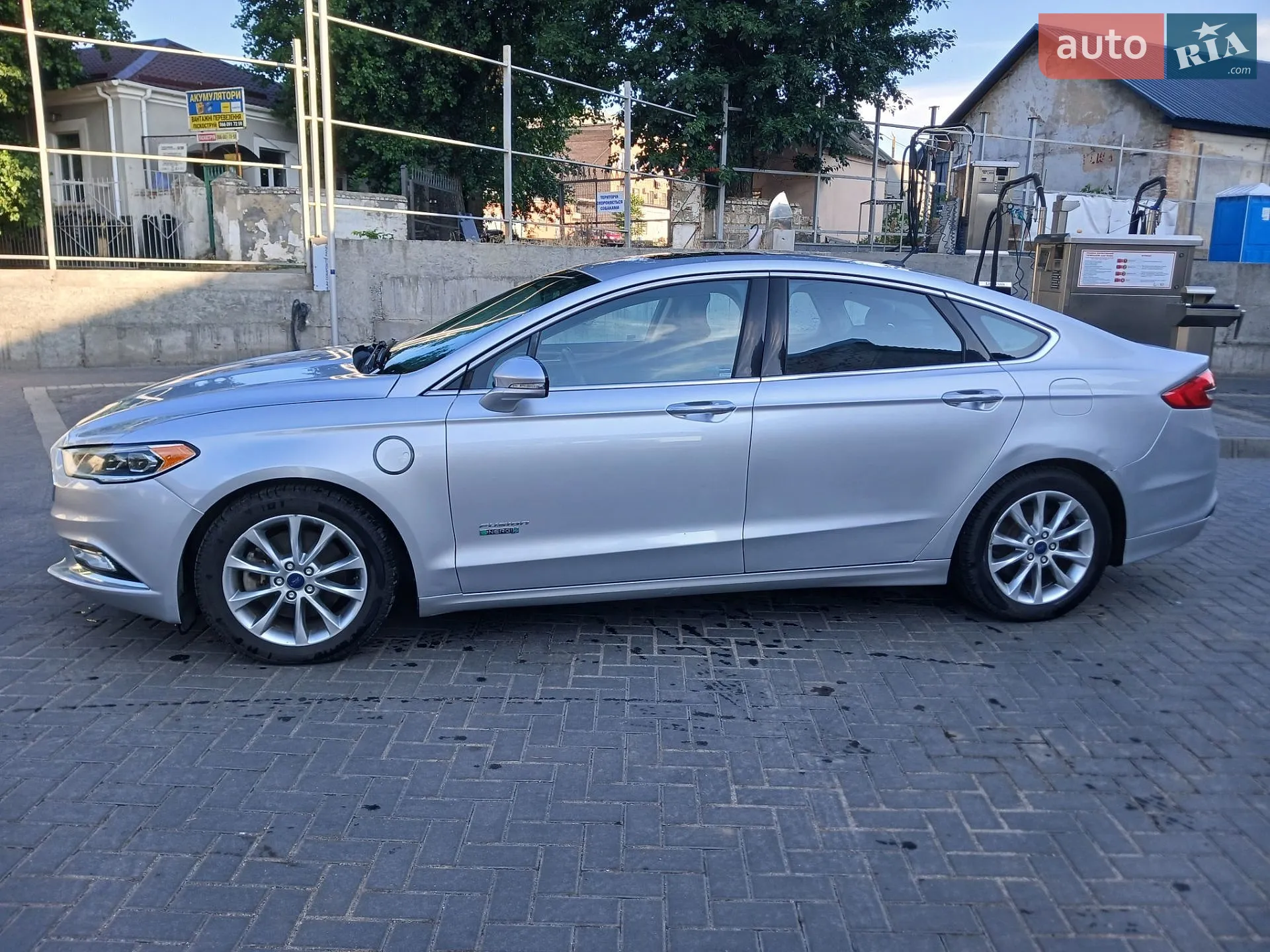 2016 Ford Fusion - мініатюра 2